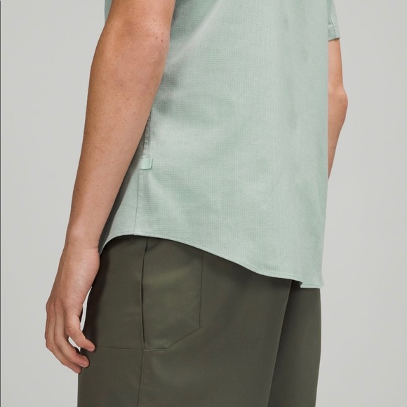 Lululemon airing easy short sleeve shirt size medium - Picture 4 of 9